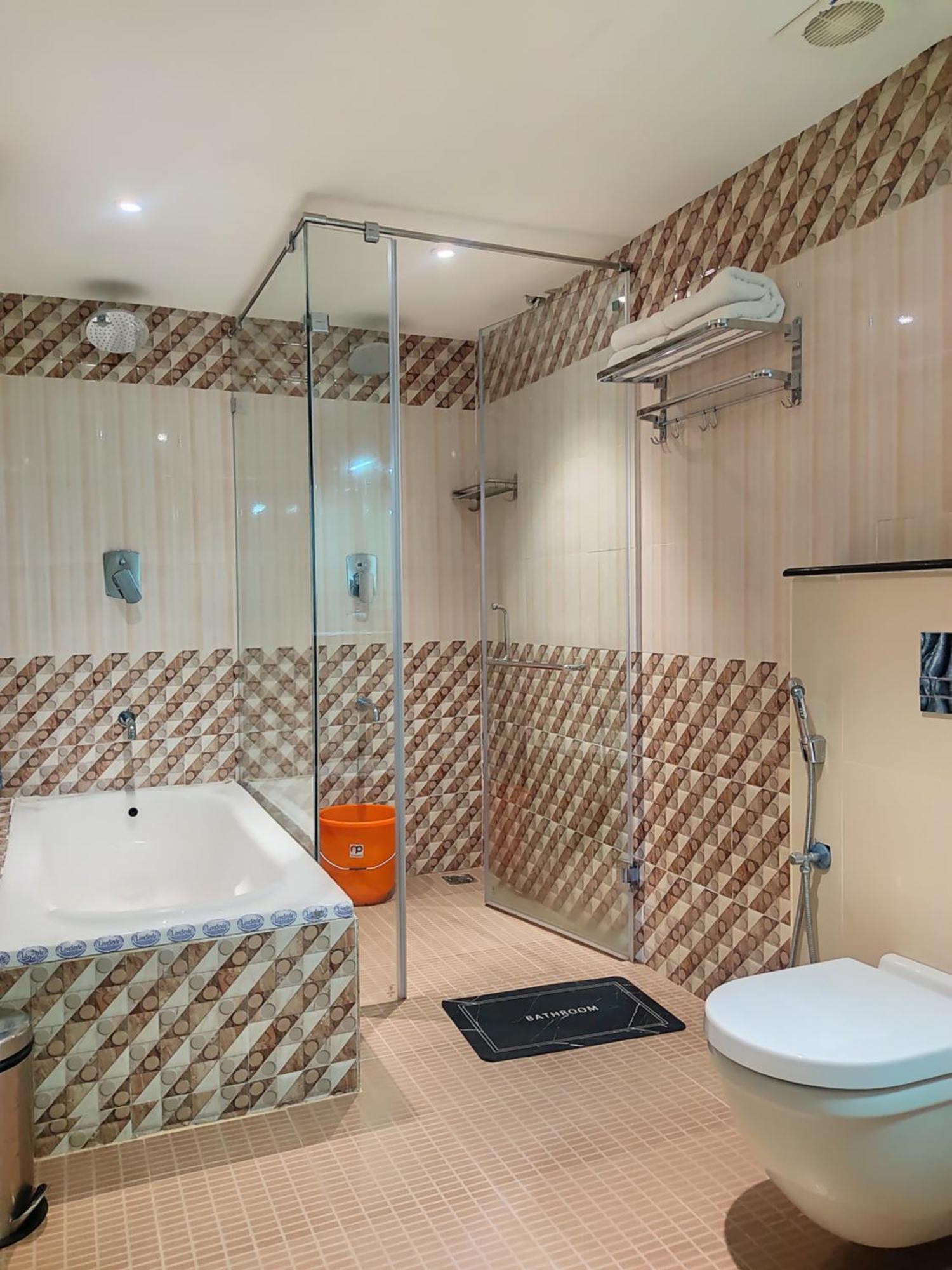 Montecarlo Hotel Mahabalipuram Eksteriør bilde